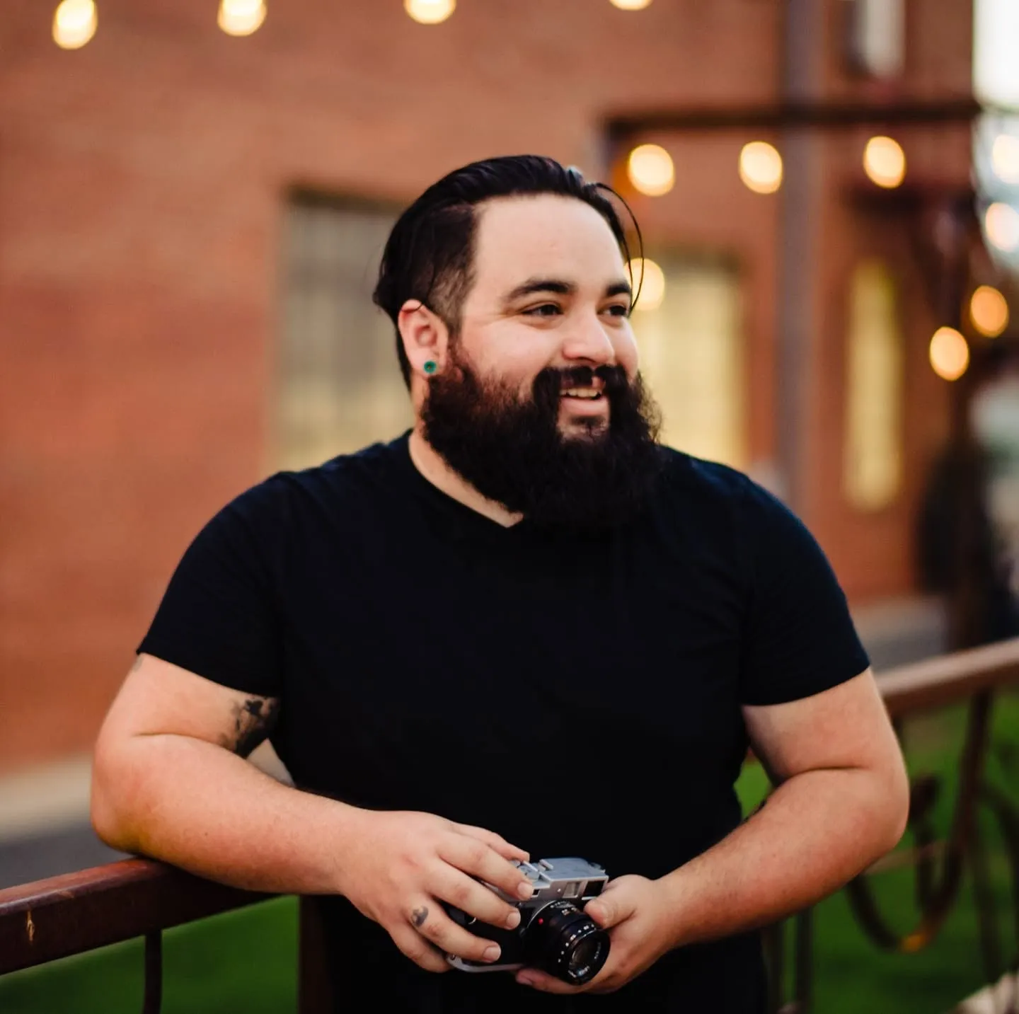 Geovanny — lifestyle editorial photographer